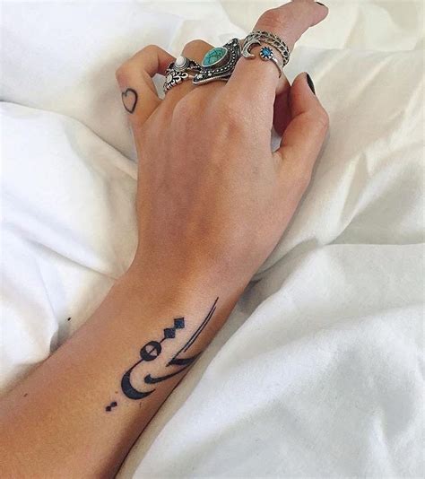 arabic tattoos women|beautiful in arabic tattoo.